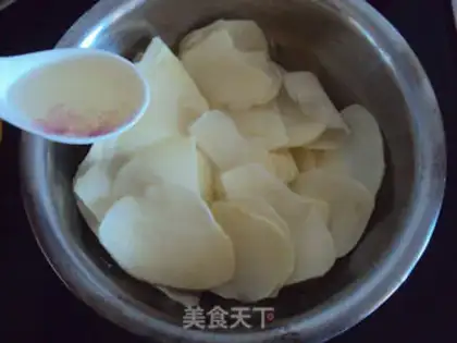 Make Microwave home-made chips step 5