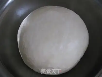 Make Light cream bean toast step 1