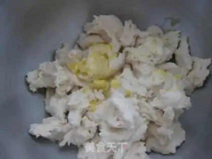 Make Light cream bean toast step 2