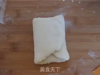 Make Light cream bean toast step 7