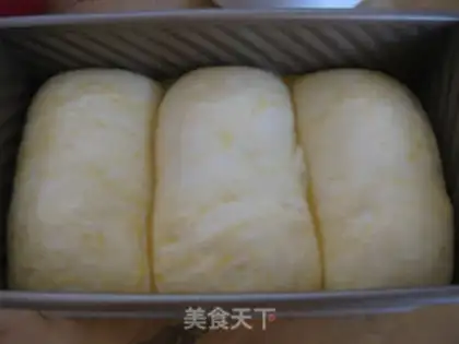 Make Light cream bean toast step 13