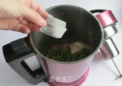 Make Tea and soy sauce step 3