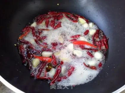 Make Crabs in the hot pot step 10
