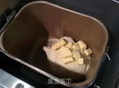 Make Sweet red bean rolls step 3