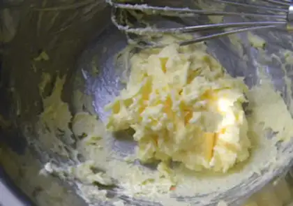 Make Double-coloured Chessies step 1