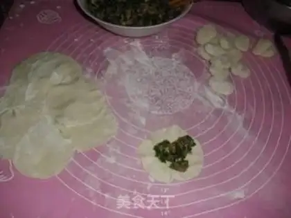 Make The meat dumplings step 5