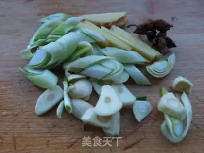 Make Carrot and pork step 3