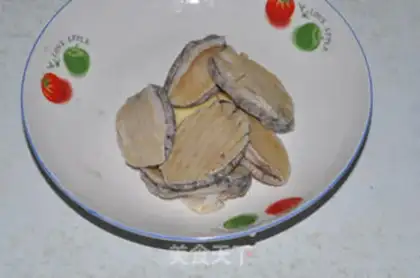 Make Vegetable abalone steak soup step 1