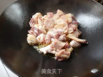 Make Curry potato chicken step 6