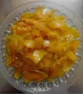 Make Garlic fried pumpkins step 4