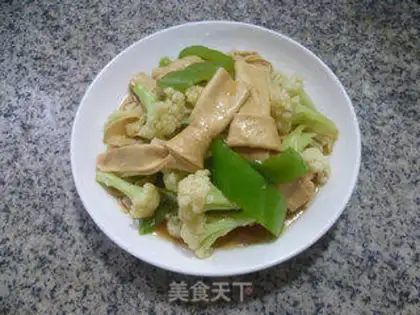 Make Pyramids and broccoli step 9