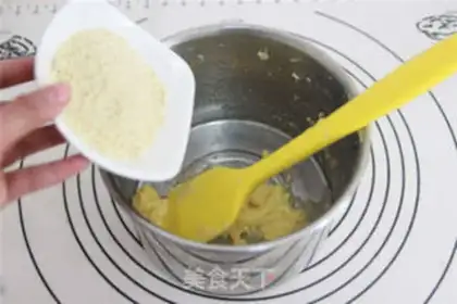Make French caramel banana pie step 5