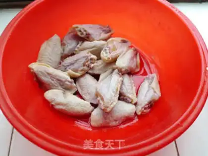 Make Precious chicken wings step 0