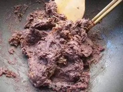Make Rose bean sand for toast step 1