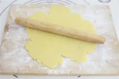 Make French caramel banana pie step 9