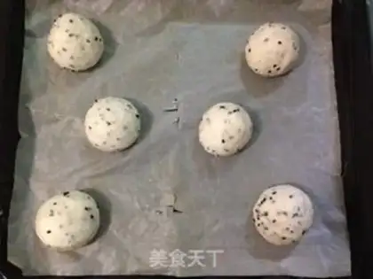 Make French ball, black sesame step 5