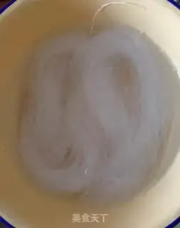 Make Garlic fan dolls step 0