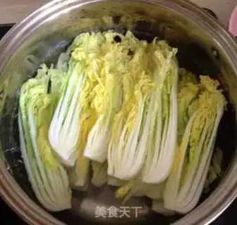 Make Garlic fan dolls step 3