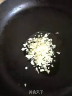 Make Garlic fan dolls step 6
