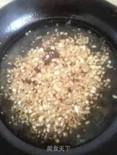 Make Garlic fan dolls step 9