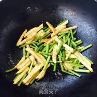 Make Garlic fries step 12