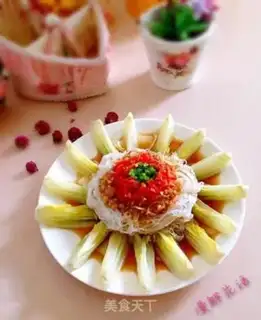Make Garlic fan dolls step 12