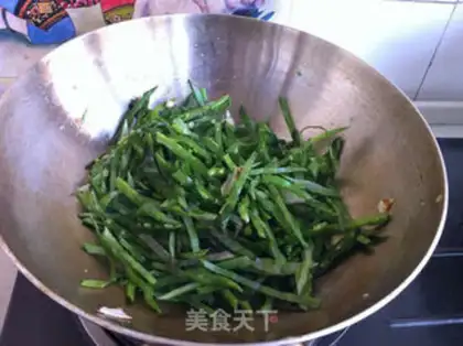 Make Shrimp sauce and lentils step 6