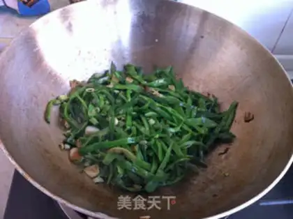 Make Shrimp sauce and lentils step 7