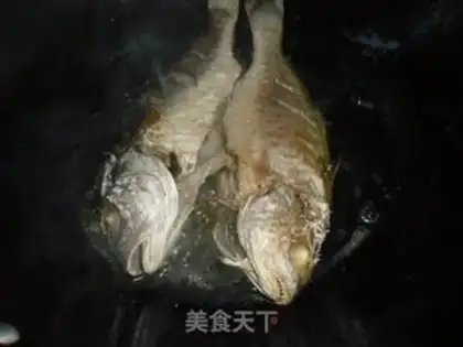 Make Squirt the yellowfish step 2