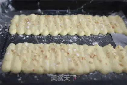 Make Double-finger cakes step 7