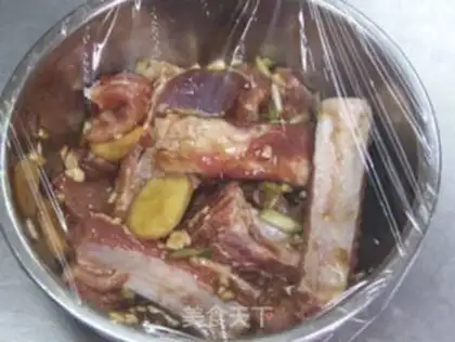 Make Garlic roasted ribs step 2