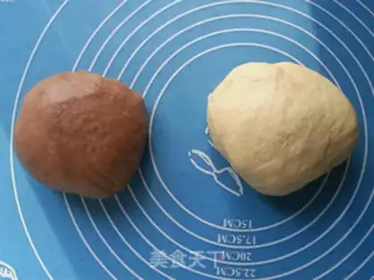 Make Two-colour little toast step 7