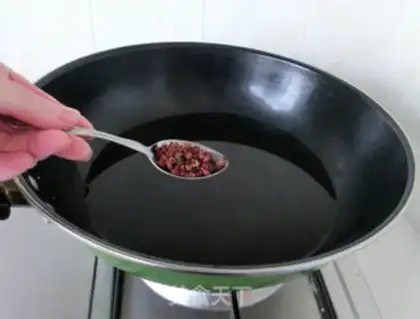 Make Red velvet cake step 4