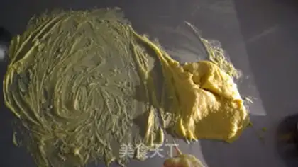 Make Old Beijing cream fried cake step 4