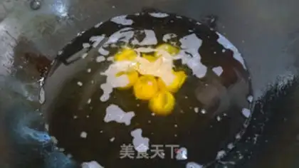 Make Old Beijing cream fried cake step 6