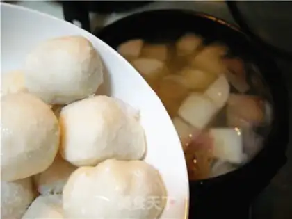 Make Curry radish fishballs step 7
