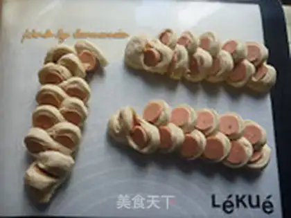 Make Sausage bread step 8