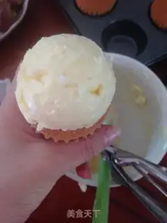 Make Little lamb cupcakes step 9