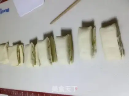 Make Onion rolls step 12
