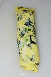 Make An egg roll step 6