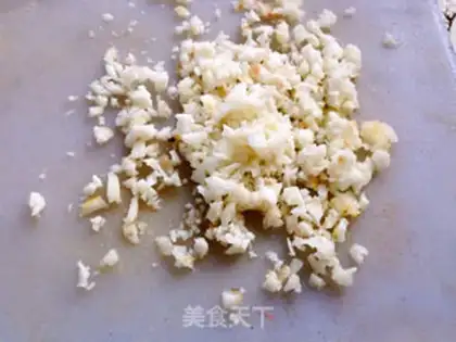 Make Coconut horse hoof cake step 2