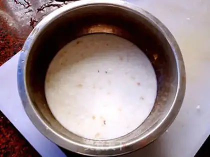 Make Coconut horse hoof cake step 3