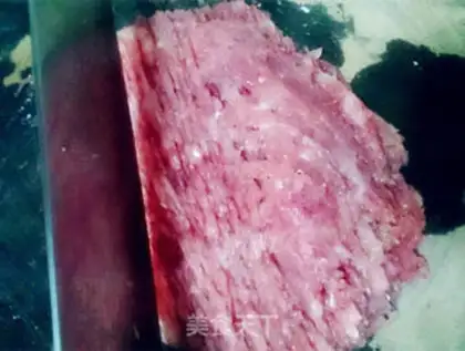 Make Melt sugar pork step 0