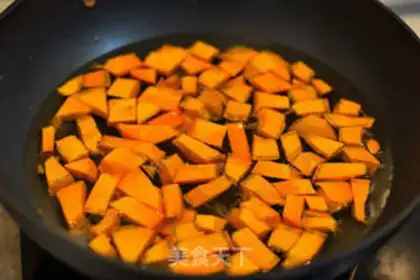 Make Pumpkin soup step 1