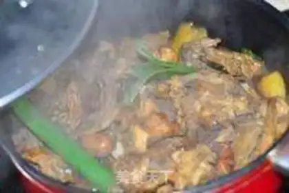 Make Pineapple crotch chicken skeleton step 6