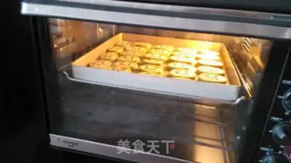 Make Bear crackers step 8