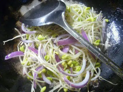 Make The onion sprouts step 3