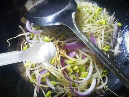 Make The onion sprouts step 5