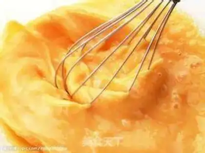 Make Sausage egg rolls step 0