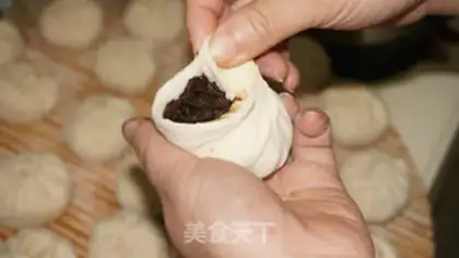 Make Plum and pork buns step 5